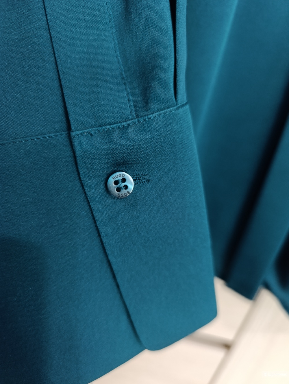 Блузка HUGO BOSS, размер 48