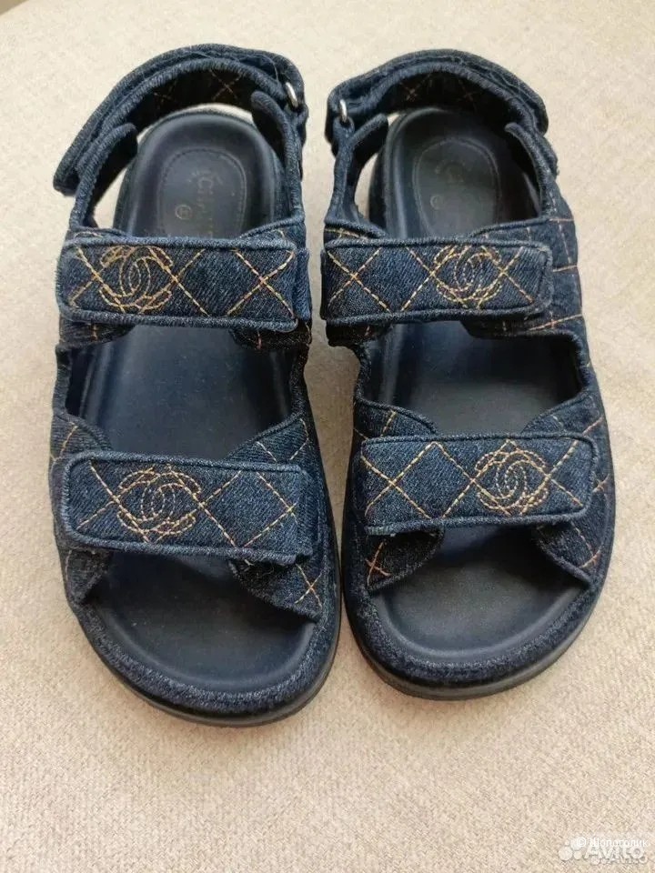 Сандалии джинсовые Chanel, маркировка 40