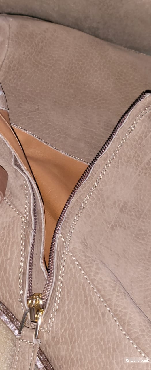 Сапоги Emporio Armani, на 36, стелька 23 см