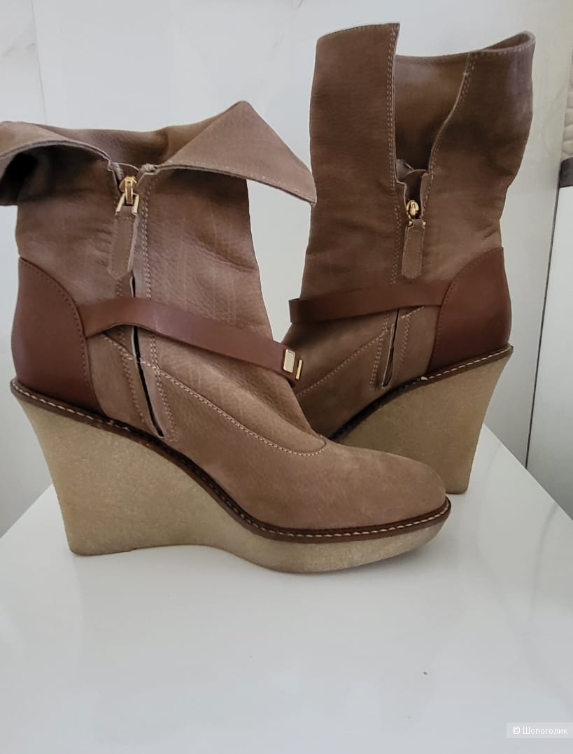 Сапоги Emporio Armani, на 36, стелька 23 см