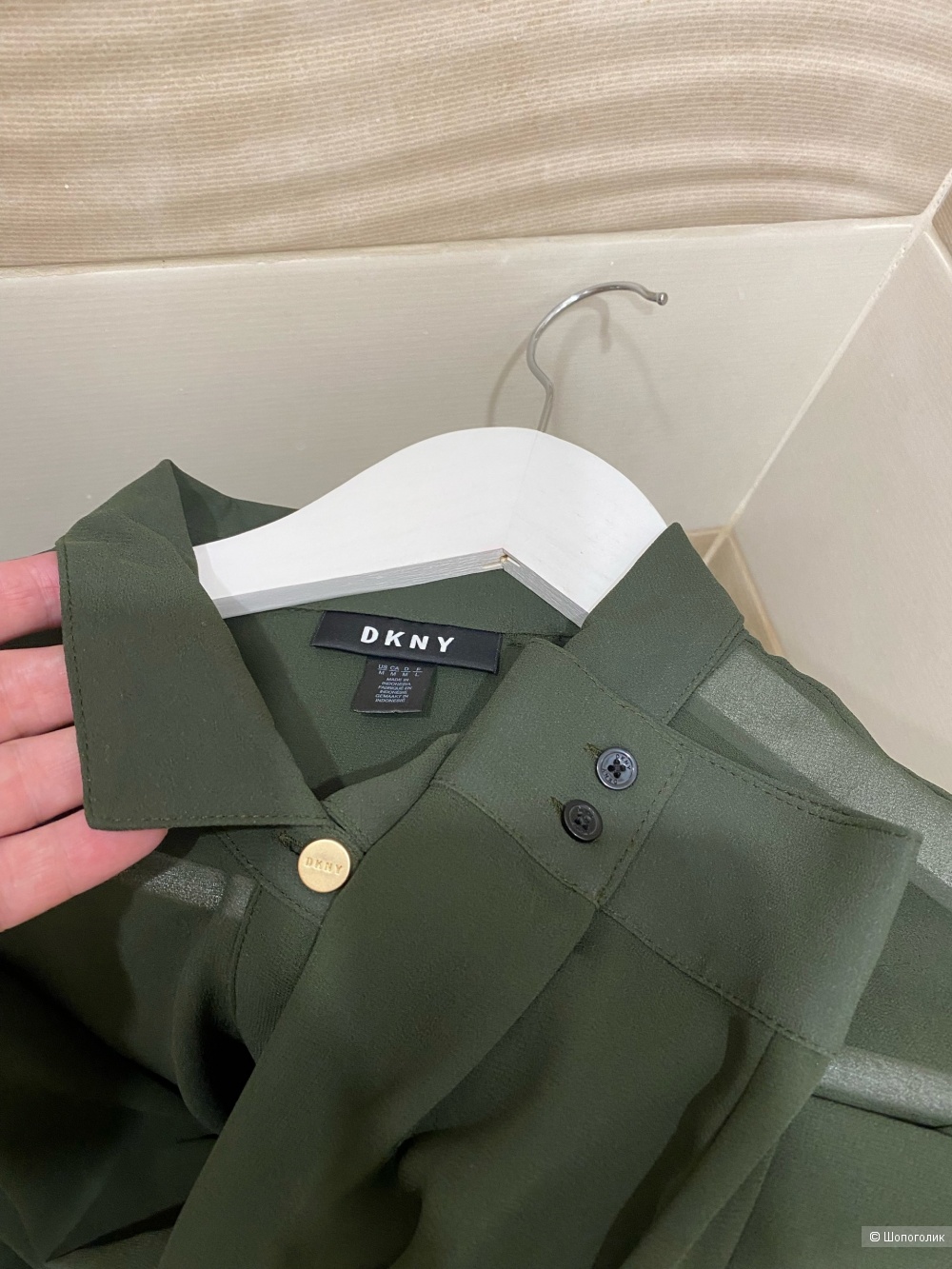 Блузка DKNY.Размер M-L.