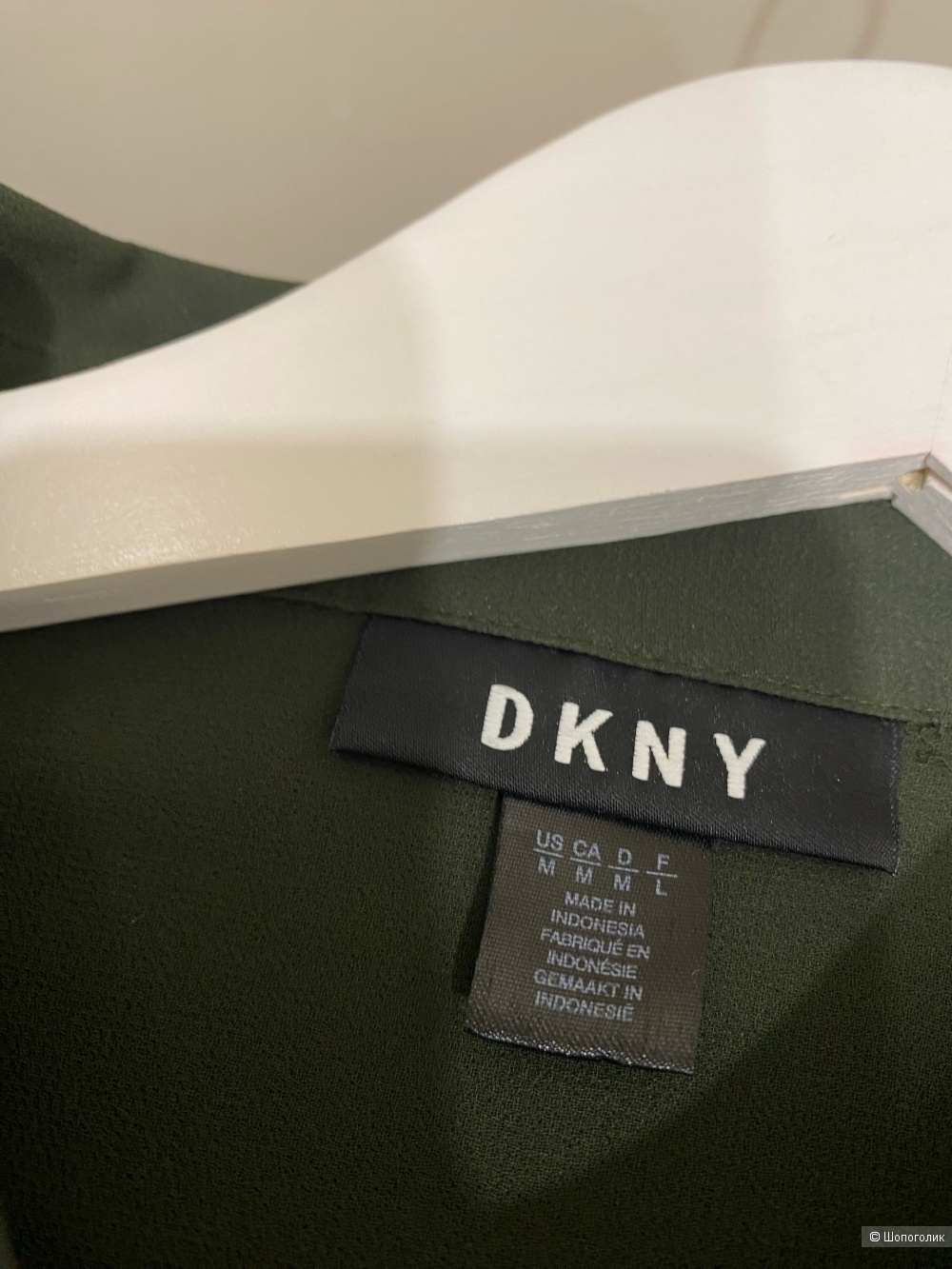 Блузка DKNY.Размер M-L.