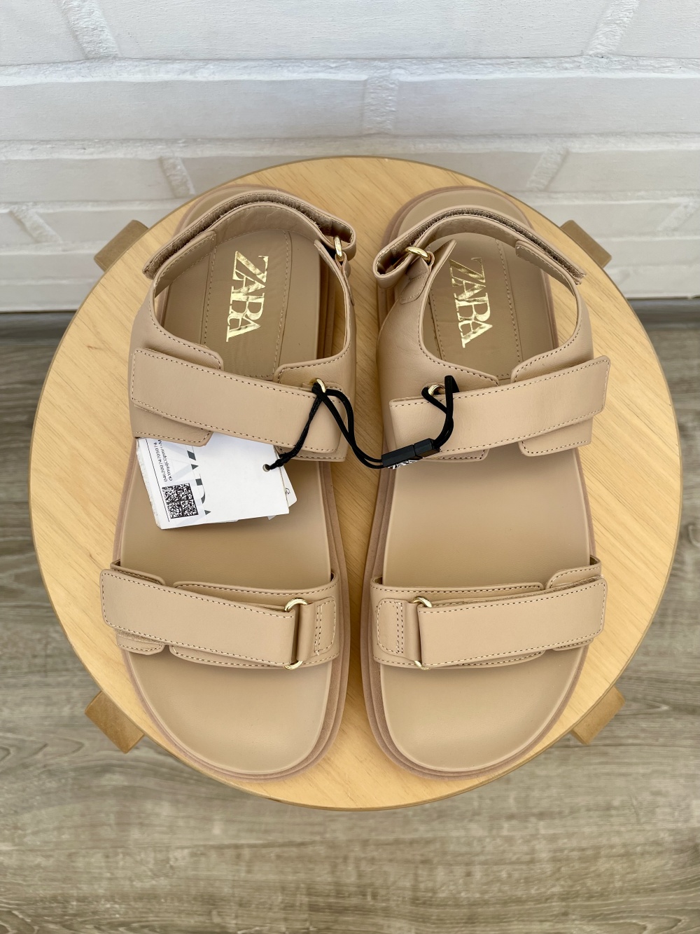 Сандалии Zara размер 42