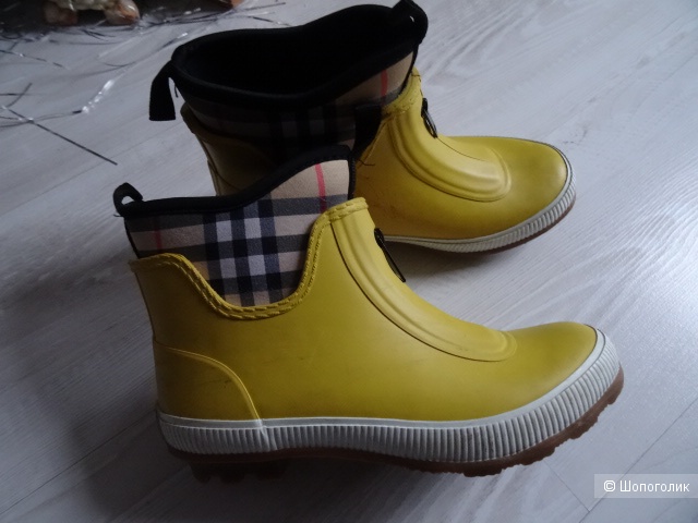 Резиновые сапоги Burberry, размер 35-36