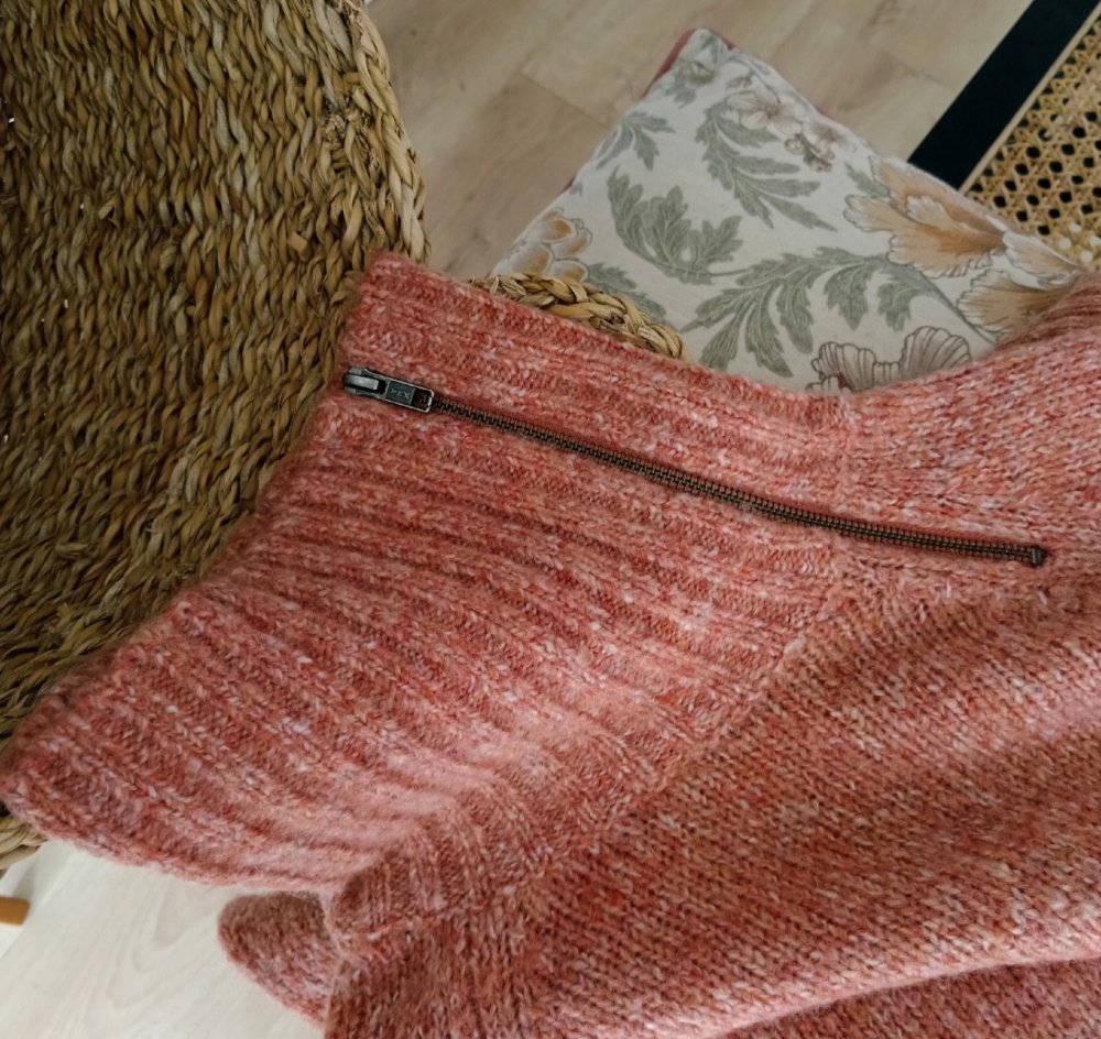 Свитер Knit-Ted размер S