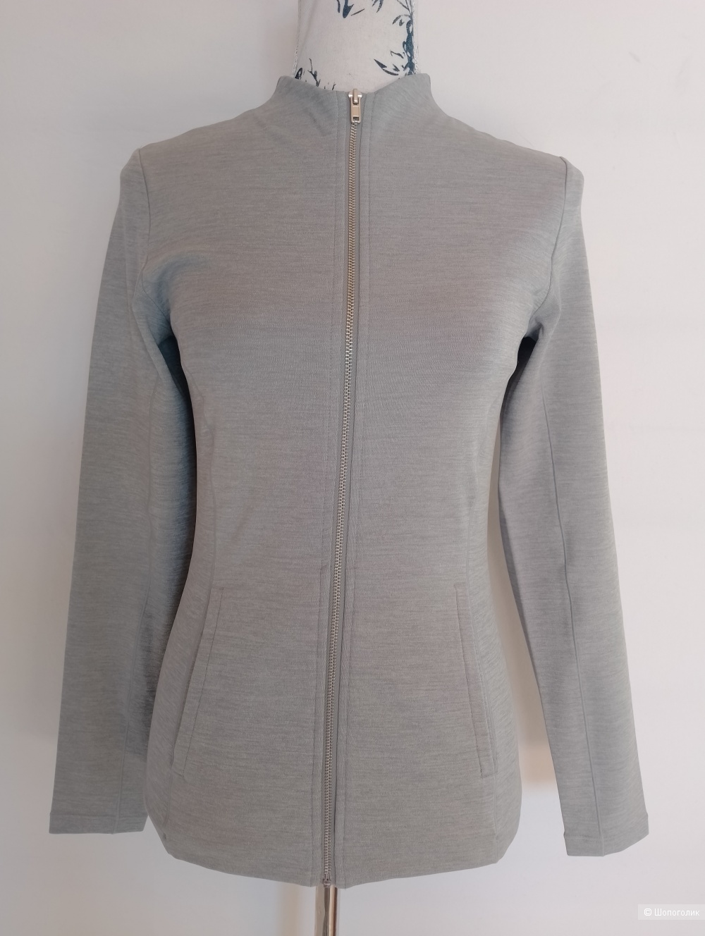 Толстовка на замке серая Nike Yoga Luxe Dri-FIT, S