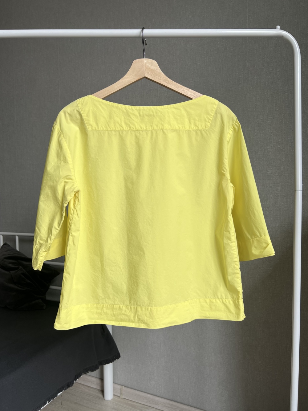 Топ COS (EUR 34, RUS 40-42)