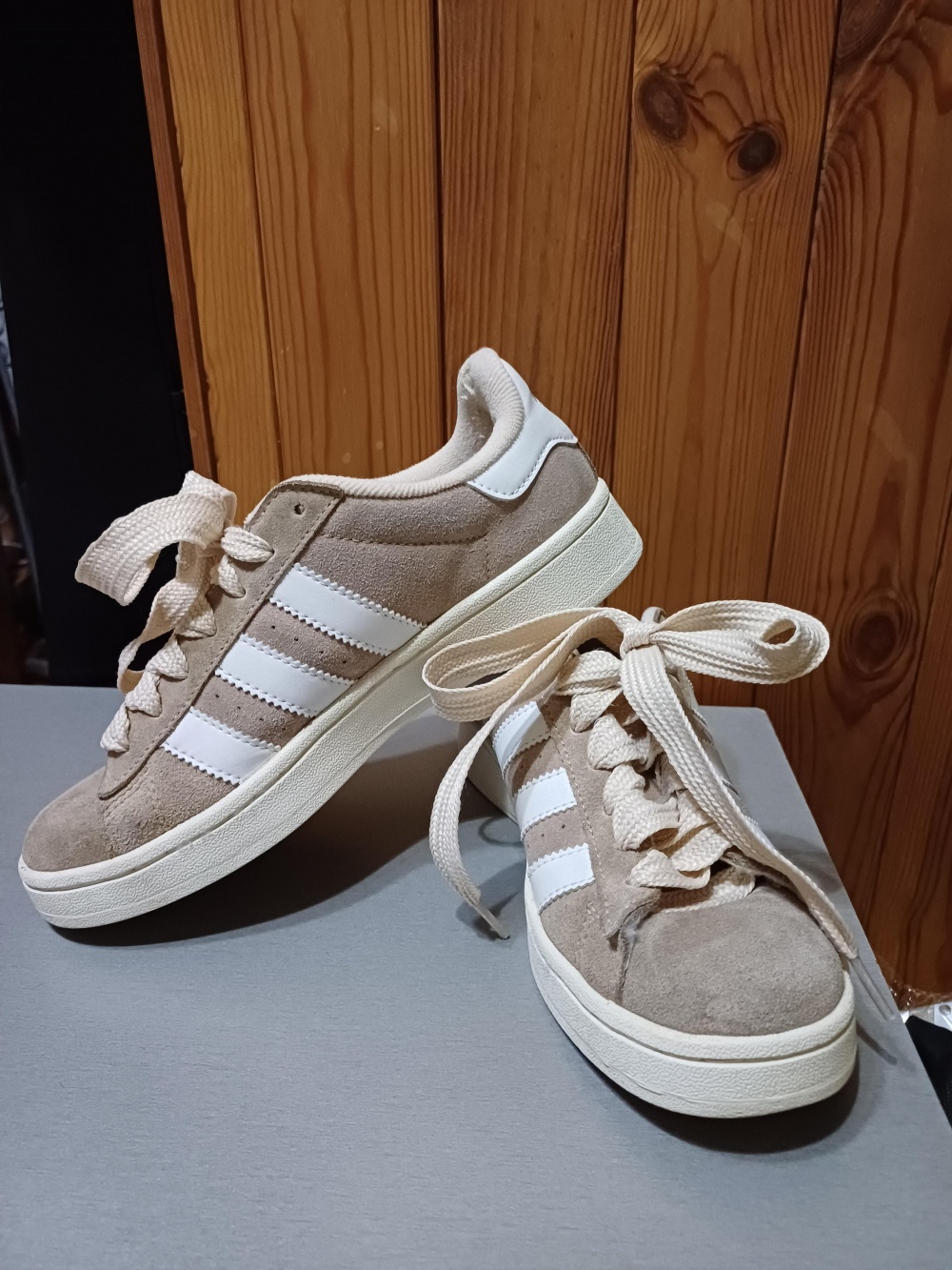 Кроссовки в стиле Adidas, 38 размер