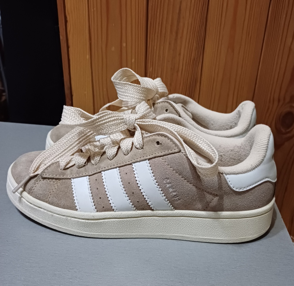 Кроссовки в стиле Adidas, 38 размер