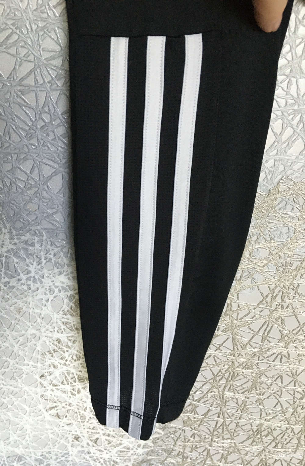 Спортивные легинсы Adidas, размер- 46-48