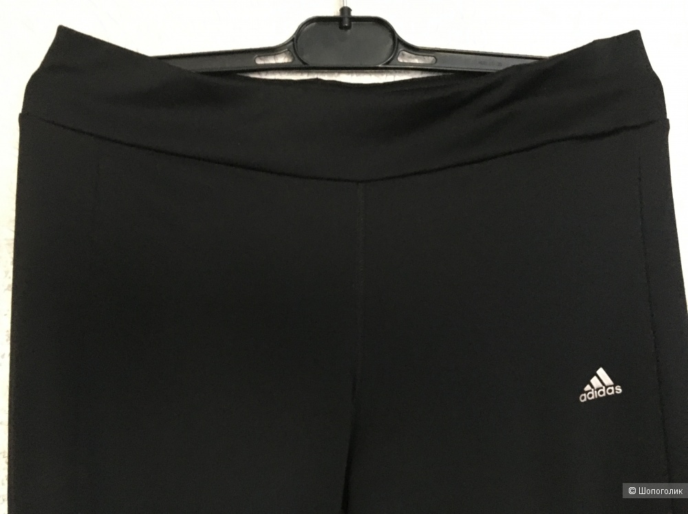 Спортивные легинсы Adidas, размер- 46-48