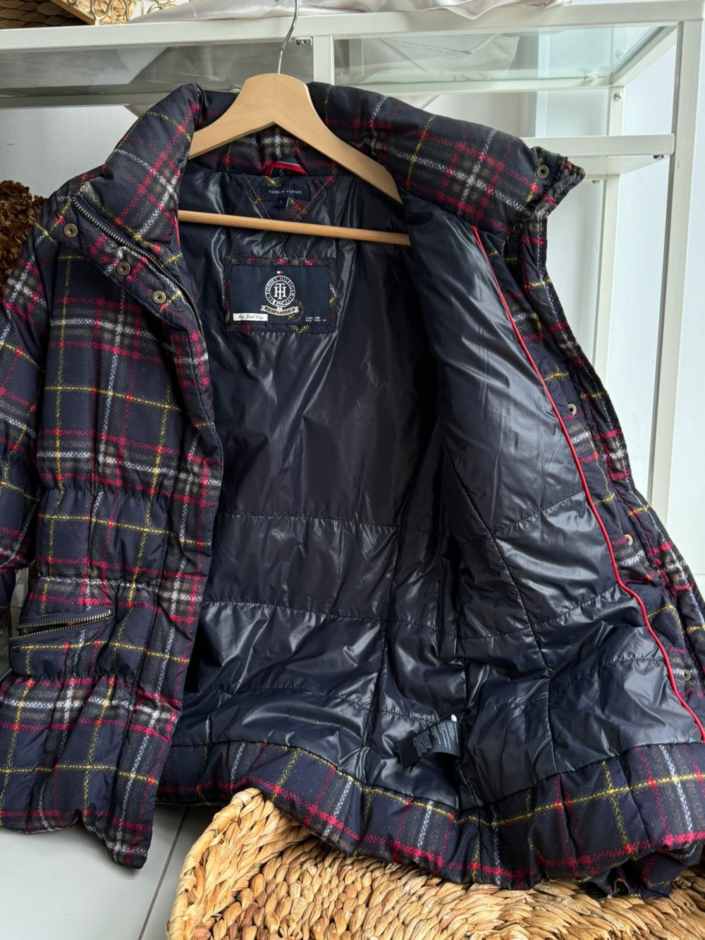 Пуховик Tommy Hilfiger размер L