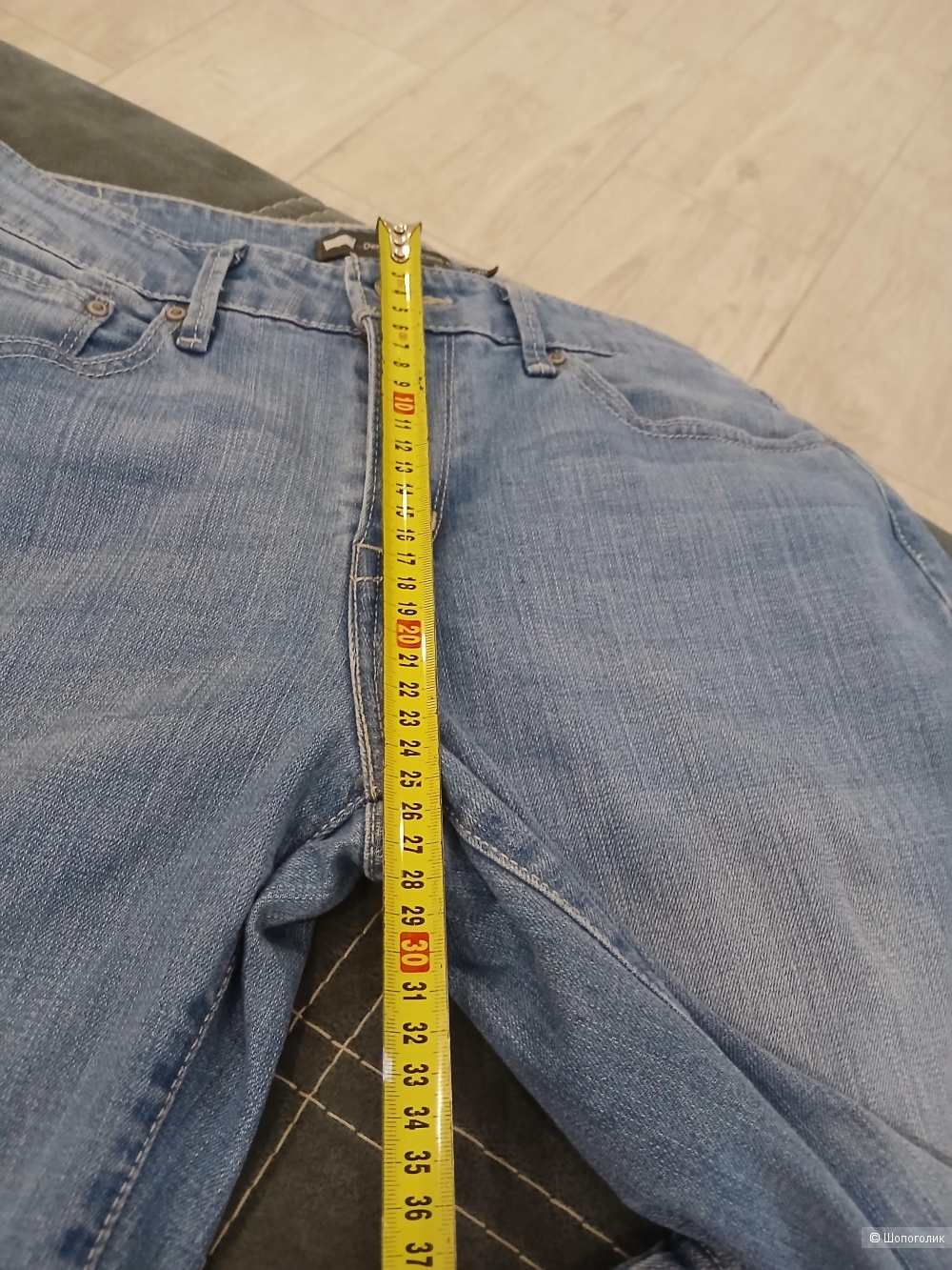 Джинсы Levi's р.30