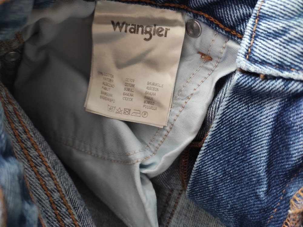Джинсы Wrangler, 28