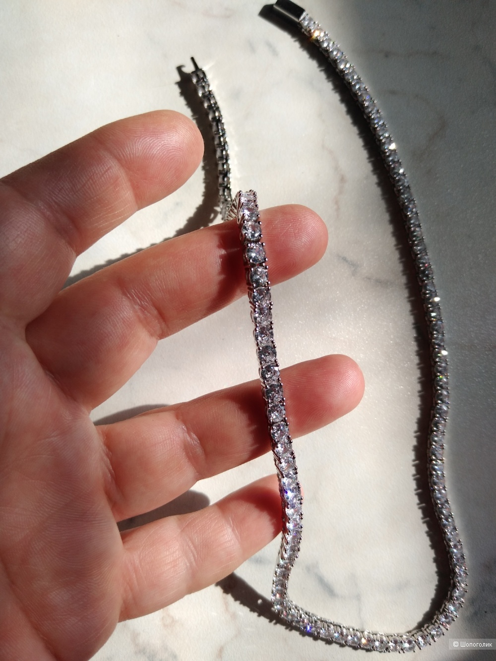 Колье с кристаллами Swarovski (47 см).
