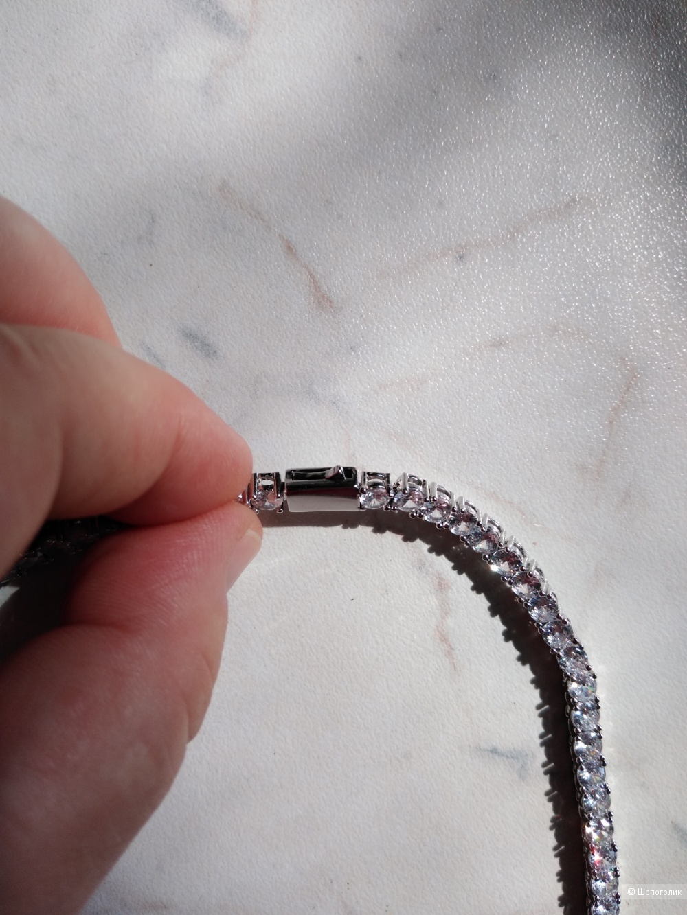 Колье с кристаллами Swarovski (47 см).