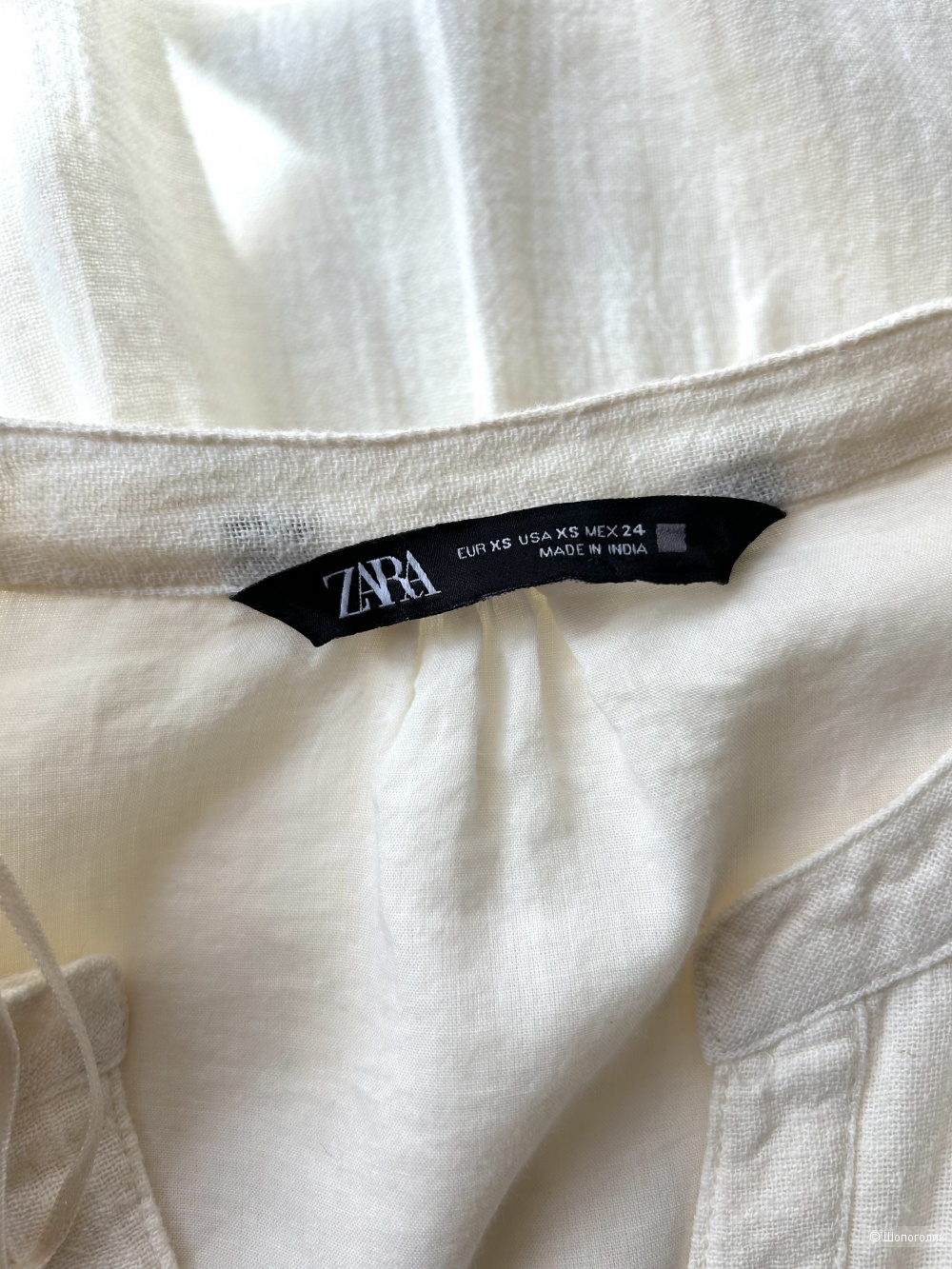 Платье ZARA. INT XS (42/44 RU)