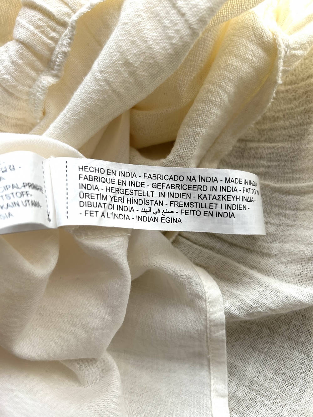 Платье ZARA. INT XS (42/44 RU)