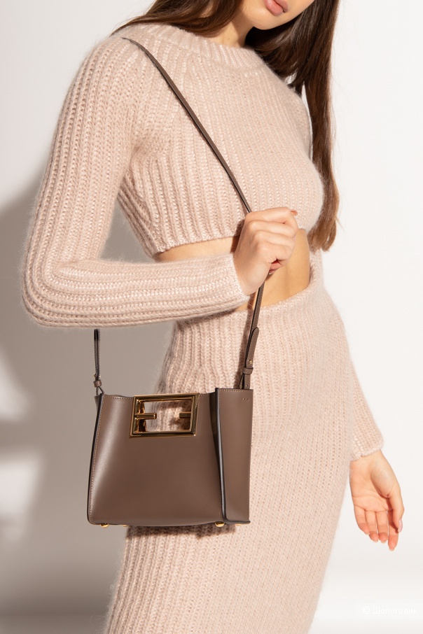 Сумка  Fendi, размер 20х17х9