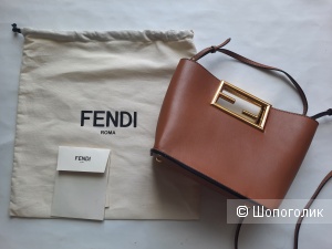 Сумка  Fendi, размер 20х17х9