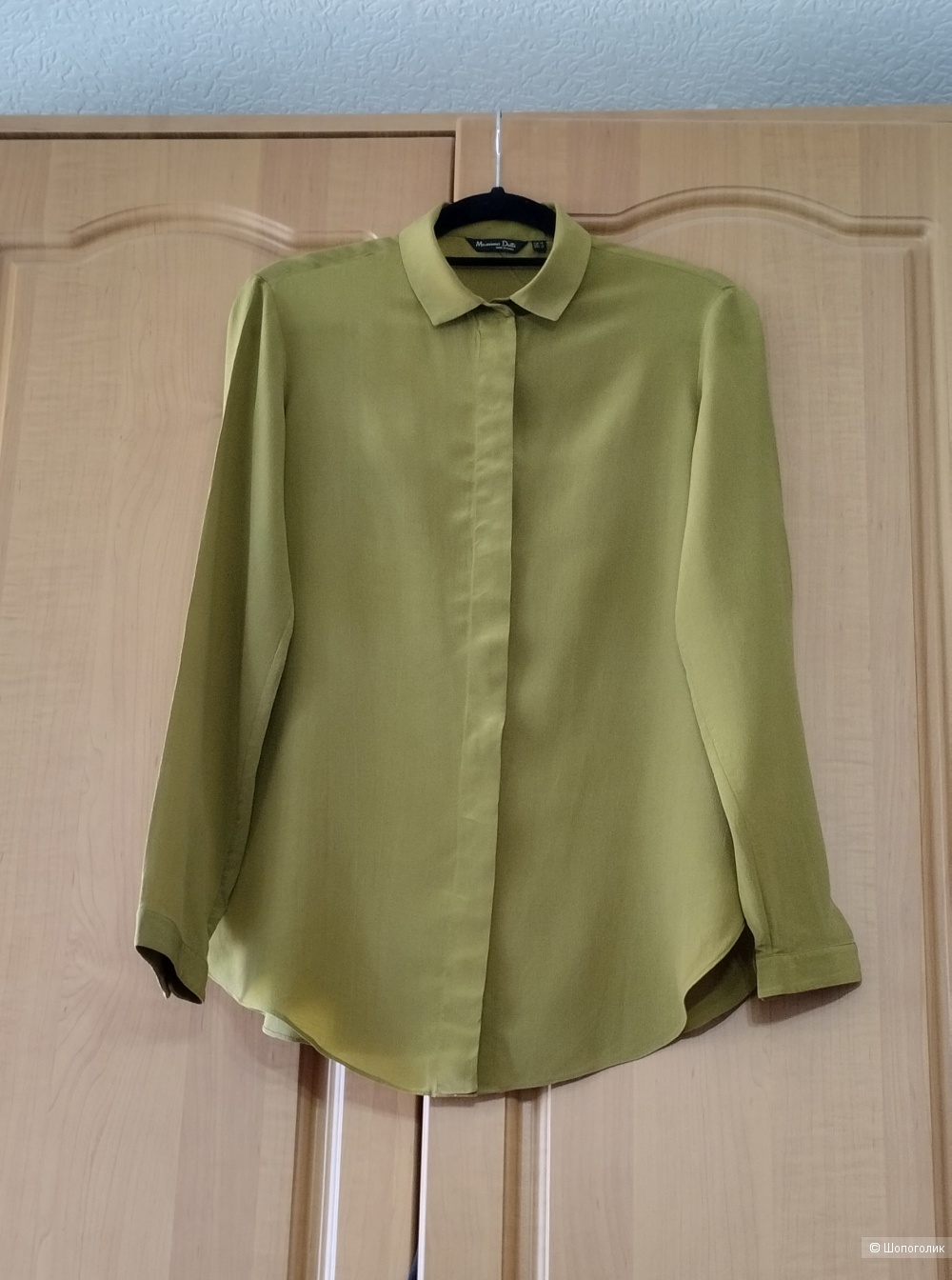 Шелковая блуза-рубашка Massimo Dutti, 34 евр.