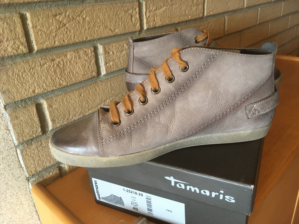 Высокие кеды Tamaris, размер 39