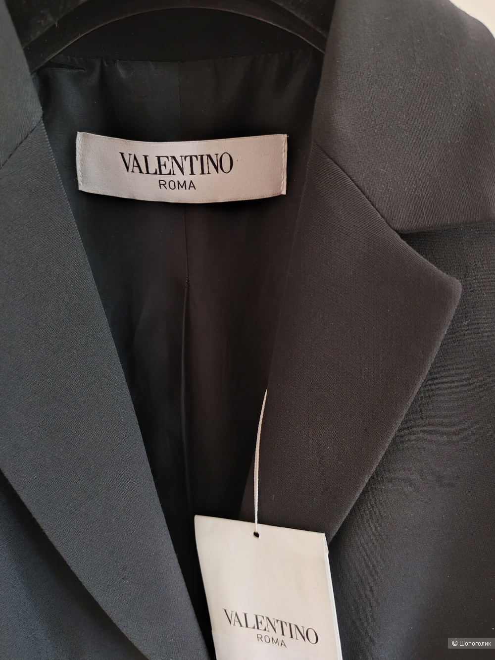 Пальто VALENTINO, размер 46 IT, на 44-46-48