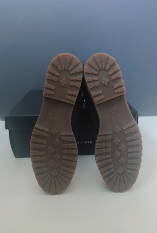 Женские ботинки Tommy Hilfiger 41