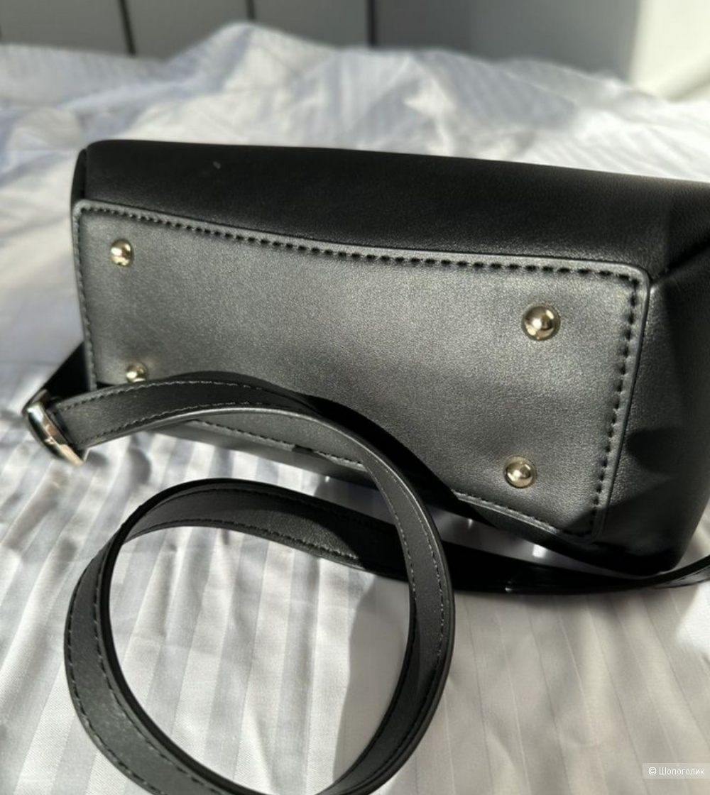 Сумка guess. Размер S