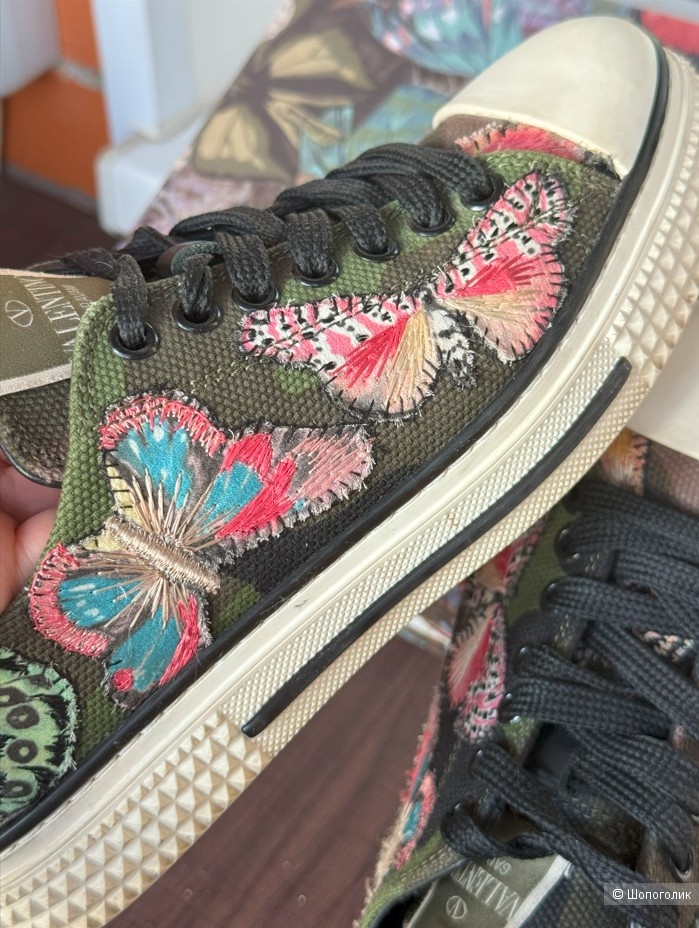 Keды Valentino 35