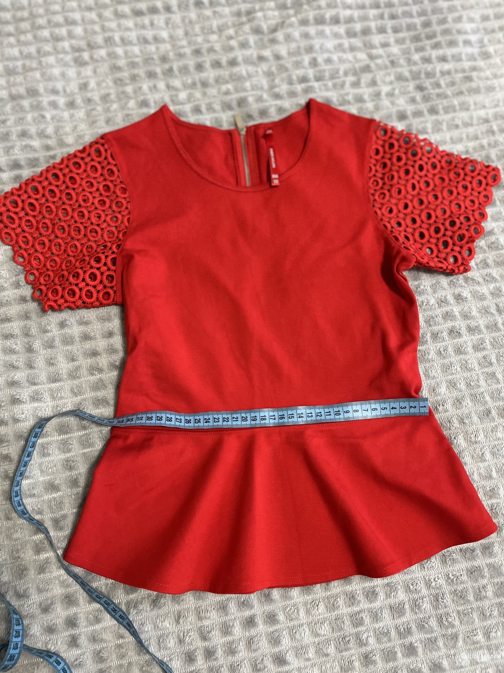 Красный топ с баской Karen Millen, S