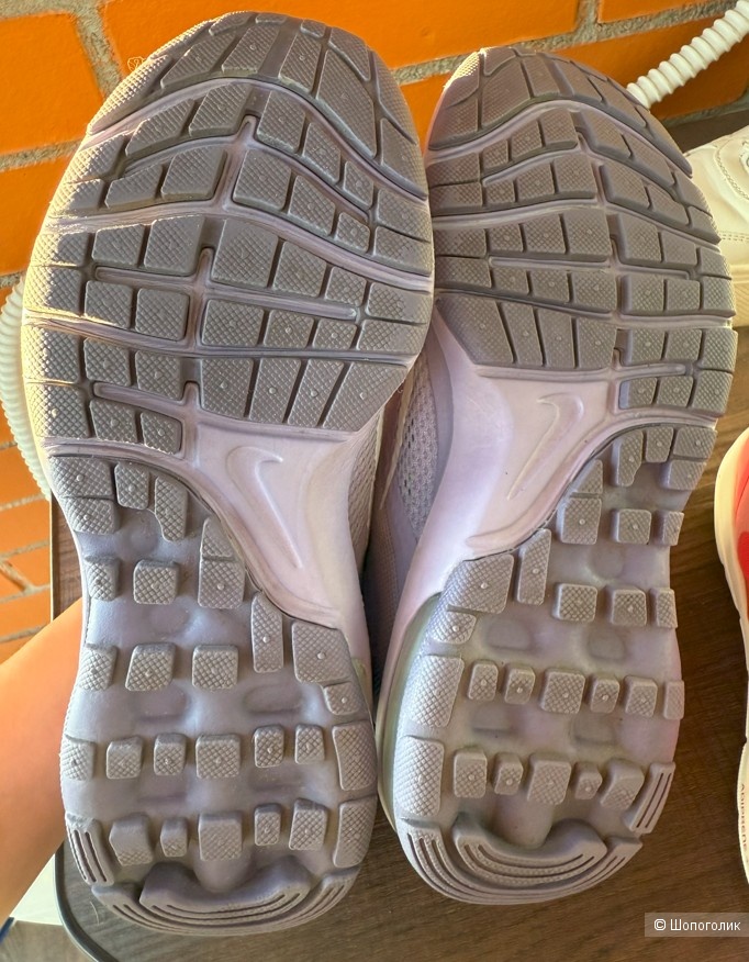 Кроссовки Nike 35