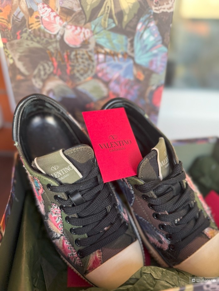 Keды Valentino 35