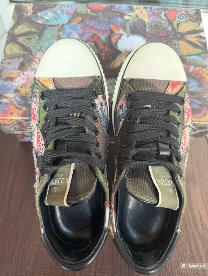 Keды Valentino 35