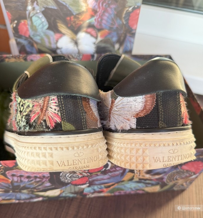 Keды Valentino 35