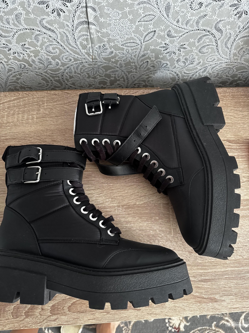 Ботинки Zara новые 39