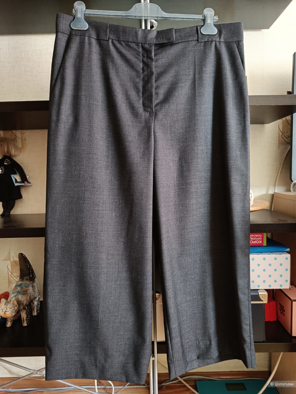 Брюки кюлоты COS (EUR 44).