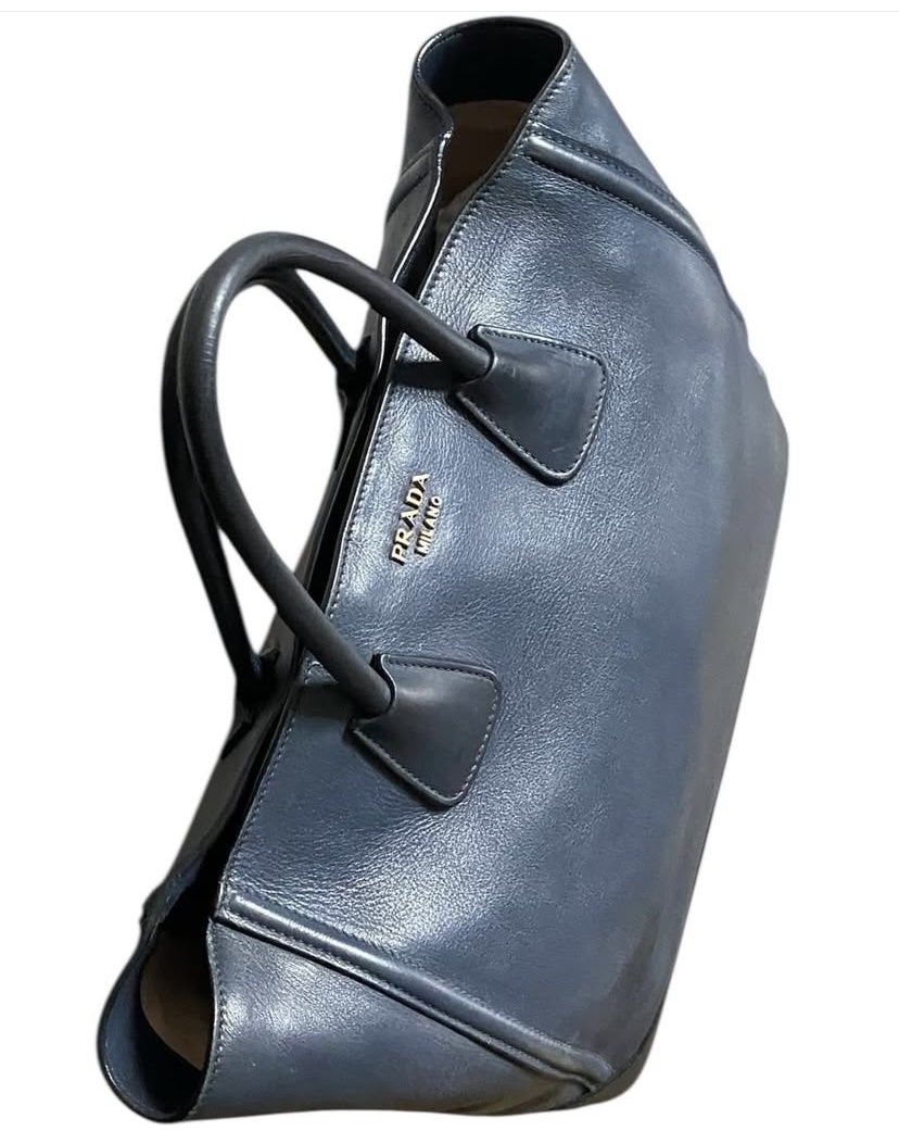 Кожаная сумка тоут Prada one size
