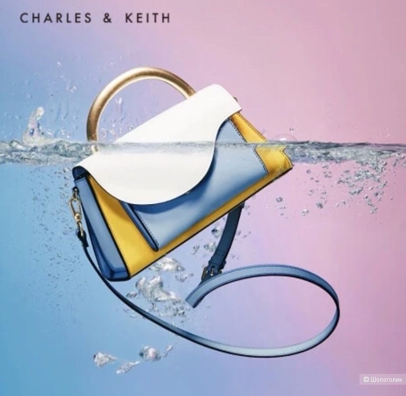 Сумка Charles&Keith.
