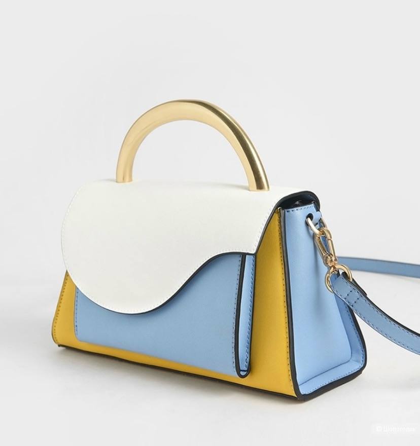 Сумка Charles&Keith.