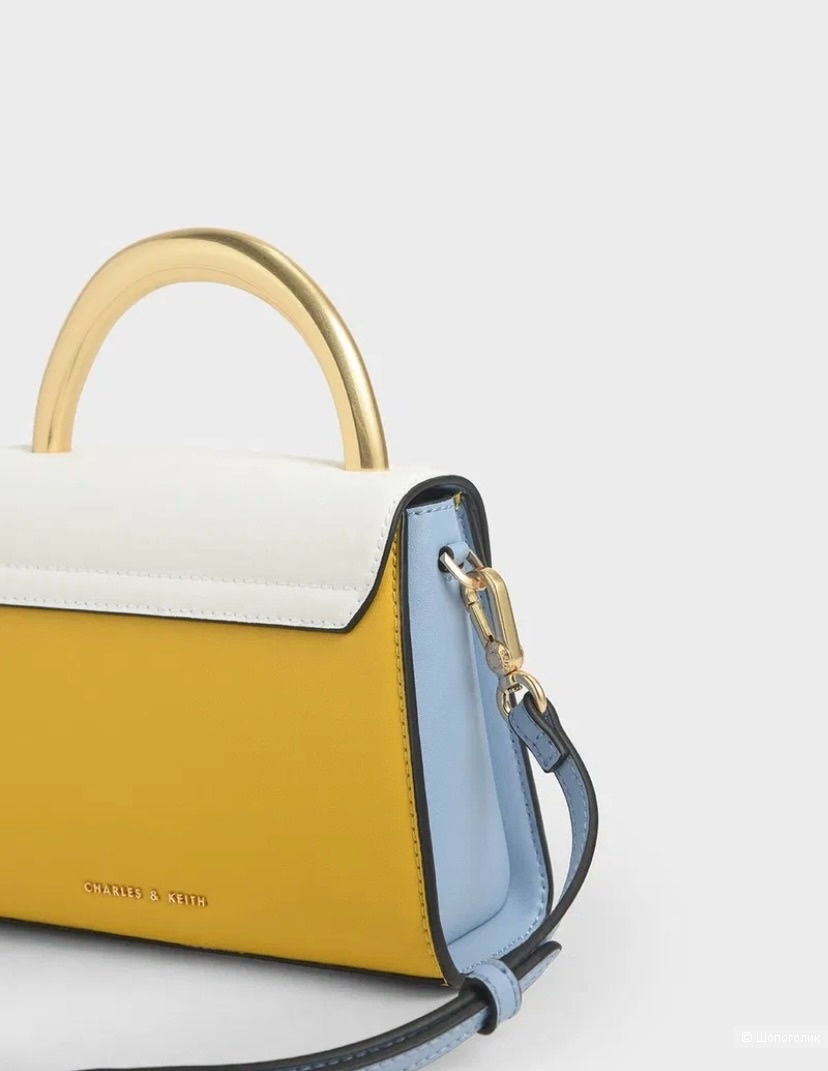 Сумка Charles&Keith.