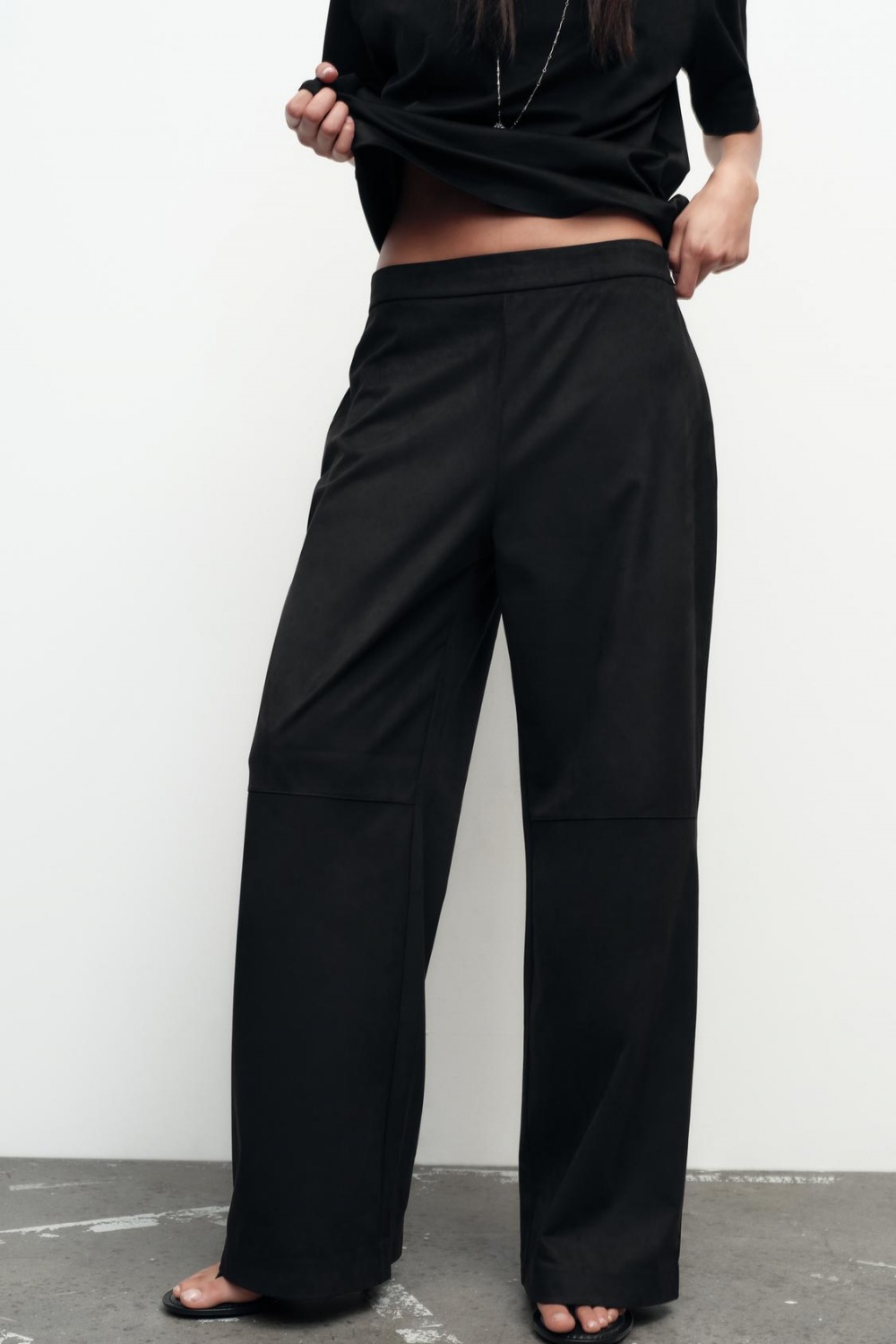 Замшевые брюки ZARA, размер 48-50