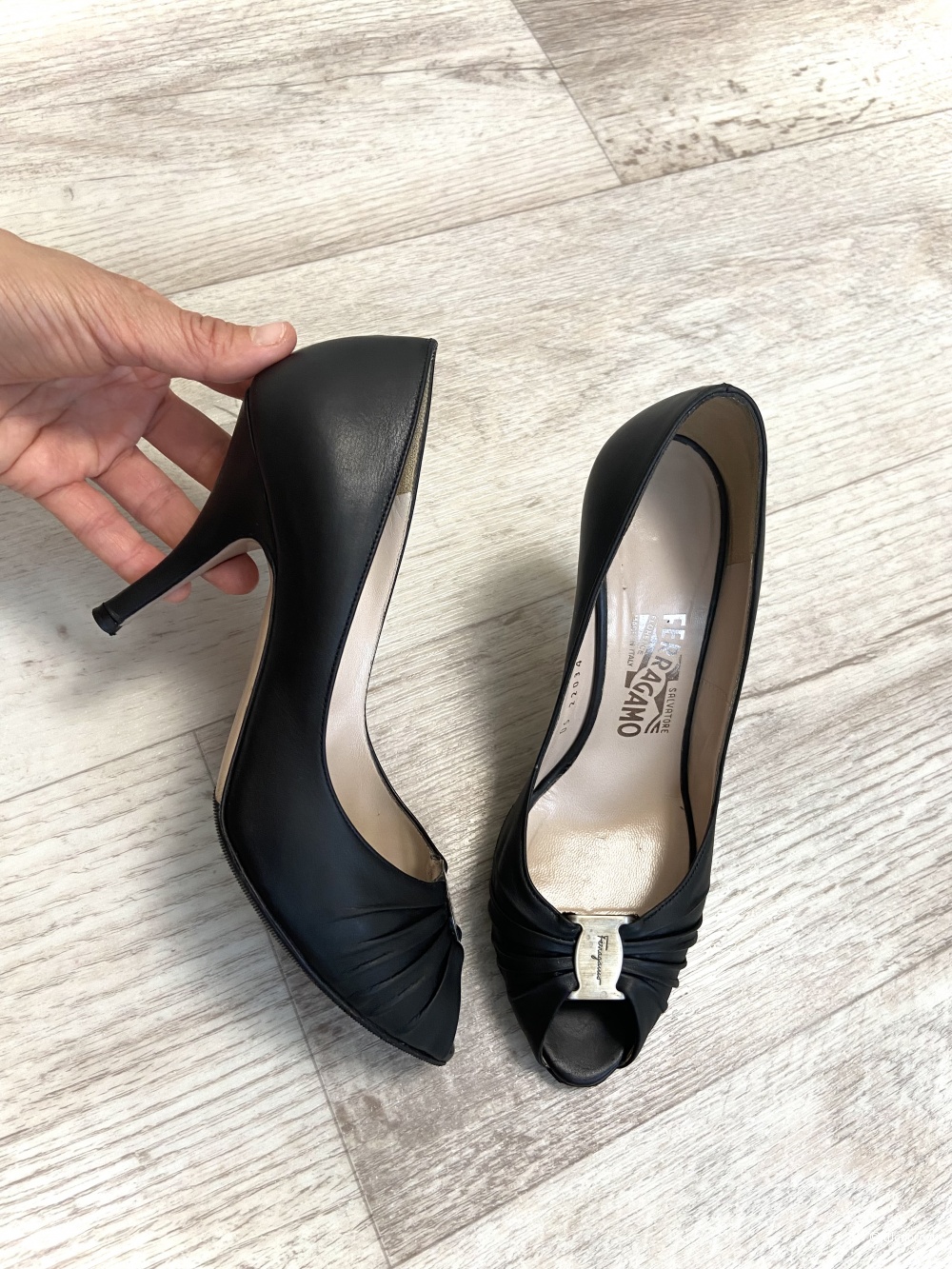 Salvatore Ferragamo туфли 37