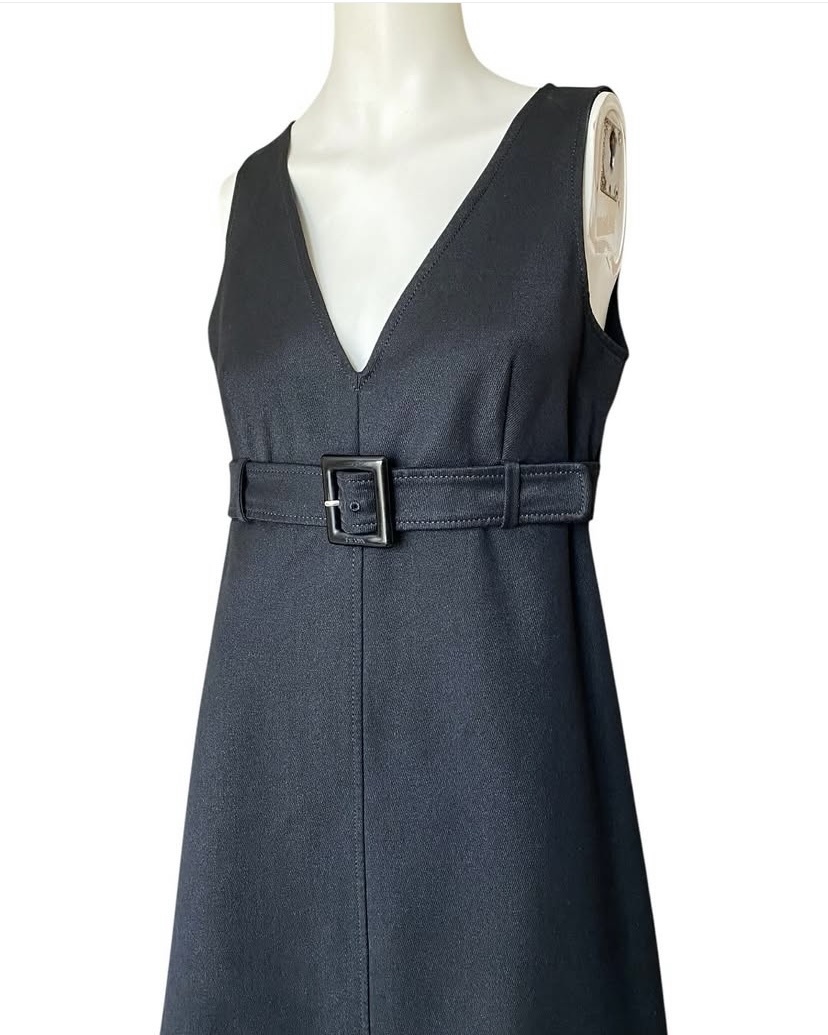 Саржевое платье Prada 44