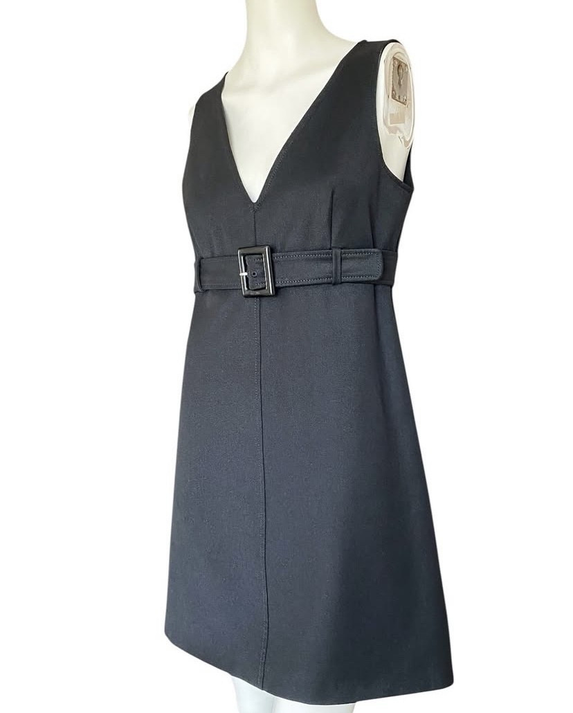 Саржевое платье Prada 44