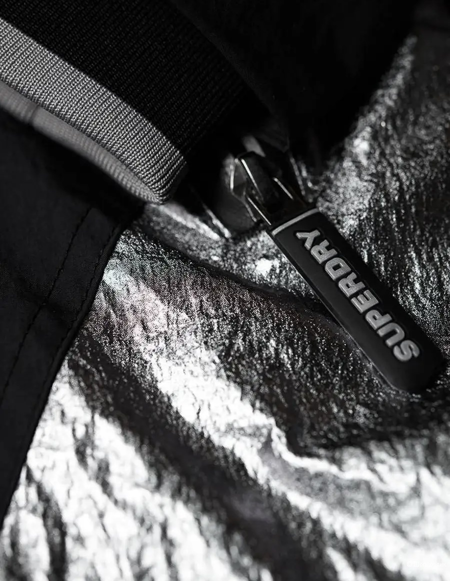 Куртка SUPERDRY. INT XS (40/42 RU)