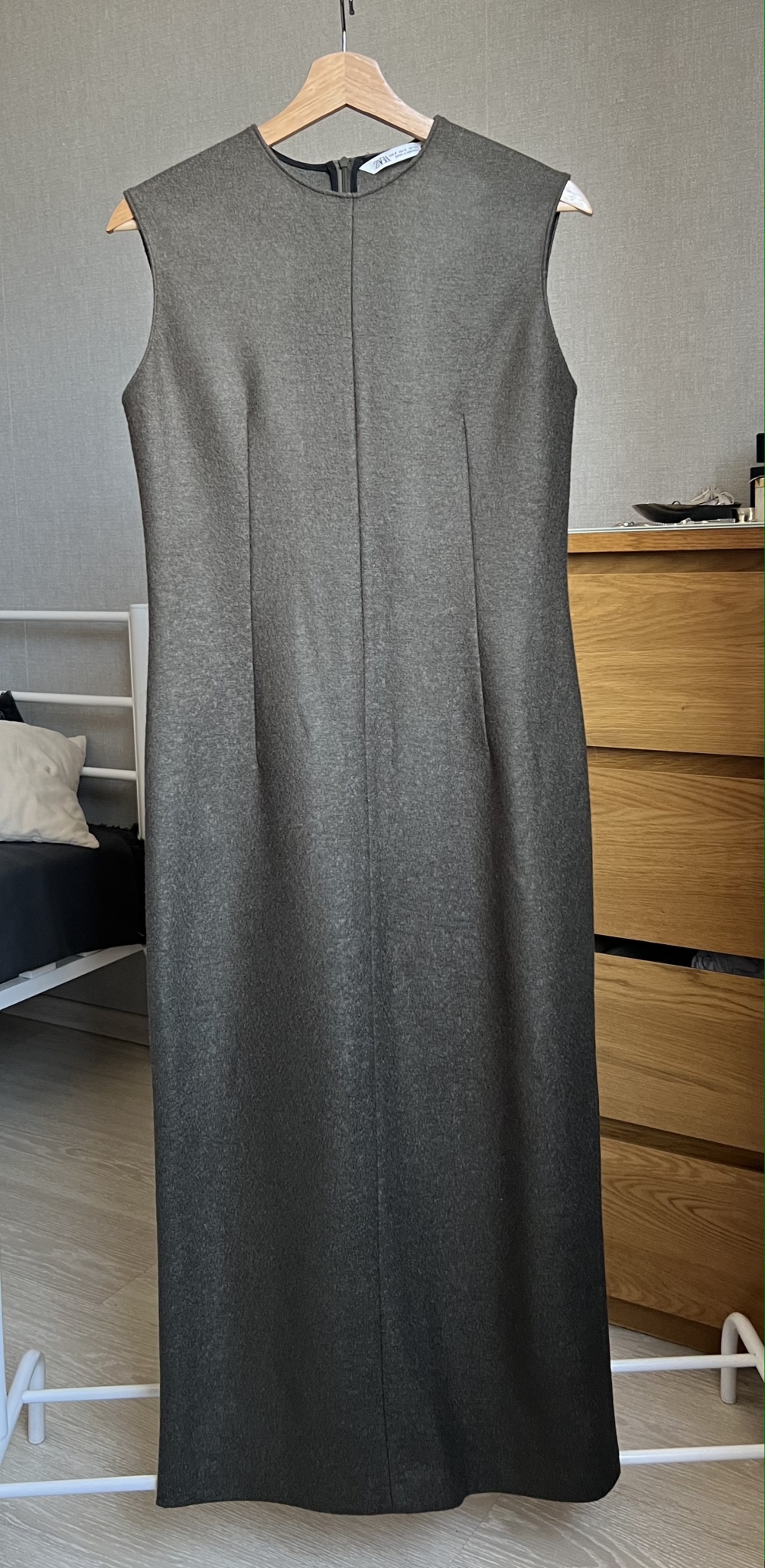 Шерстяное платье-сарафан Zara (S, RUS 44)