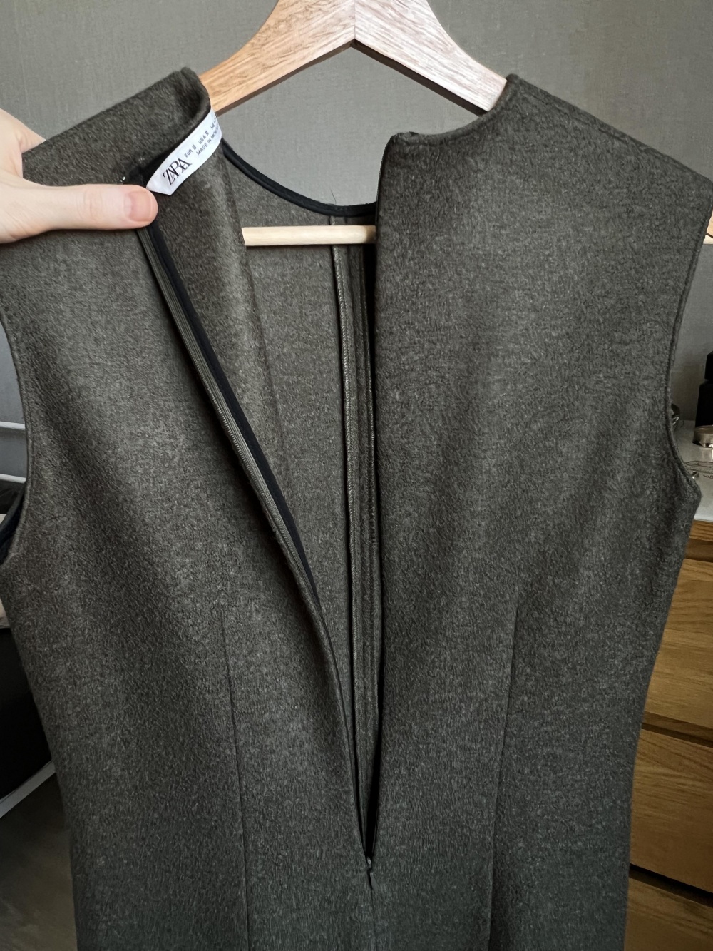 Шерстяное платье-сарафан Zara (S, RUS 44)