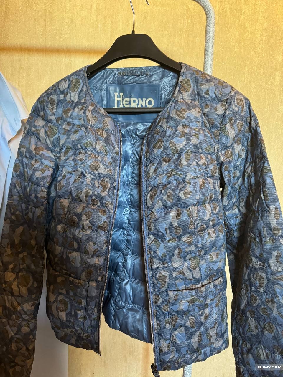 Тонкая куртка Herno 40-42 размер