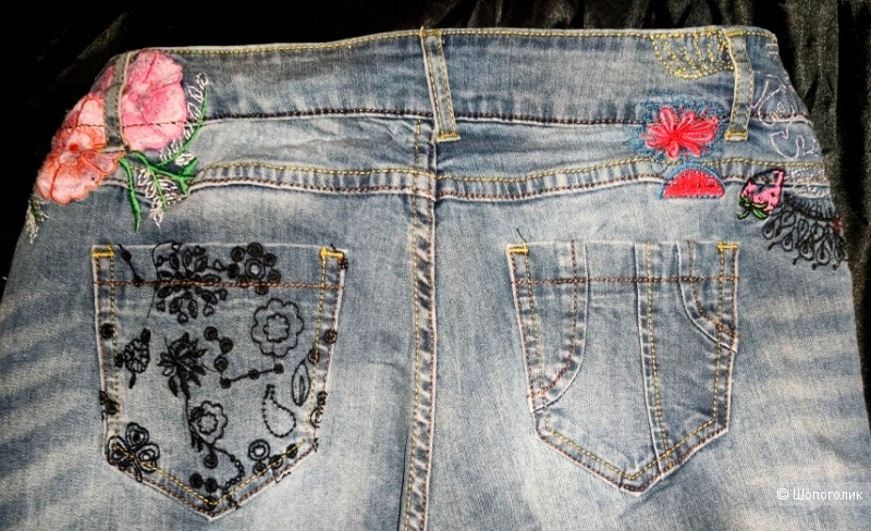 Джинсы Desigual / 46